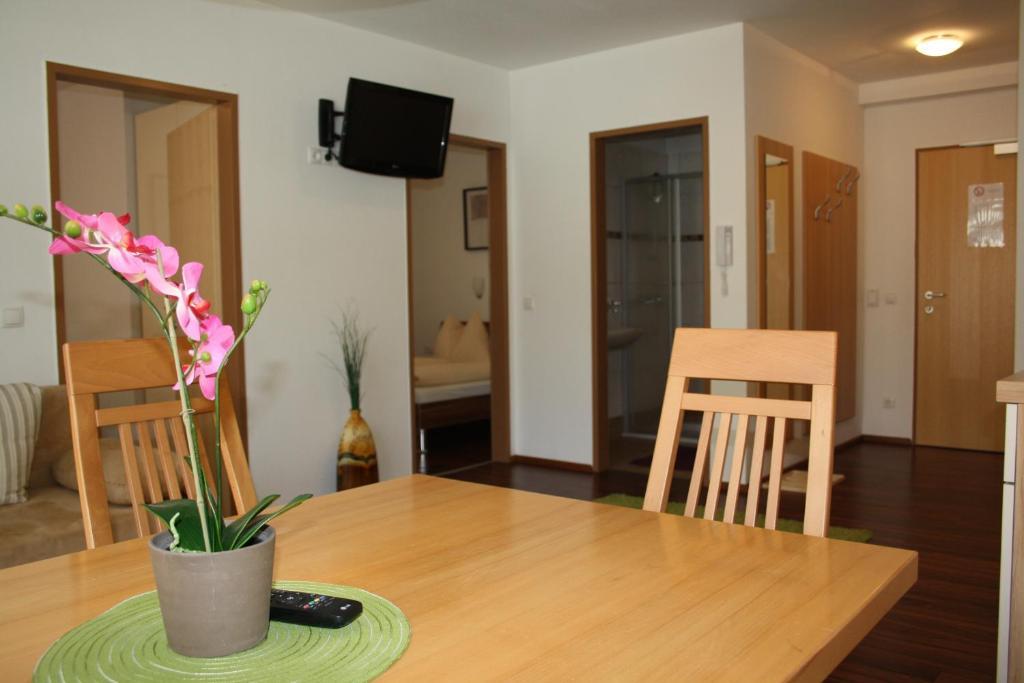 Alpenjuwel Appartements Флахау Номер фото